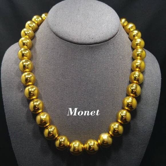 Monet Jewelry - Vintage Monet Gold Plated Beaded Necklace 15mm Beads 1950s–1960s